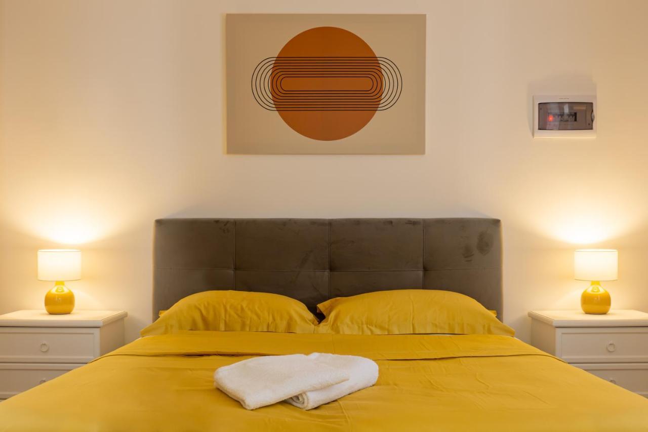 Mi Tu Apartments Catania Exterior photo