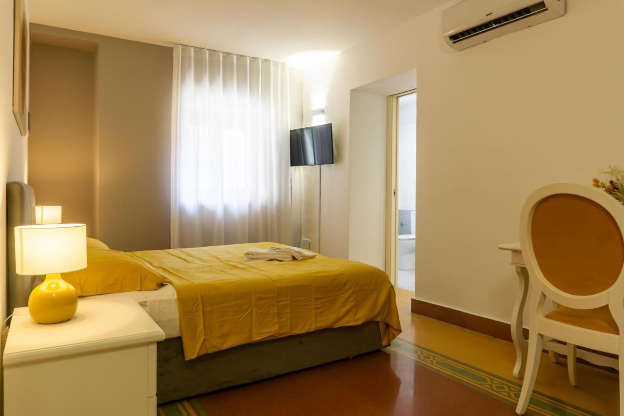 Mi Tu Apartments Catania Exterior photo